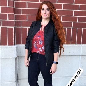 Meet your Posher, Elizabeth